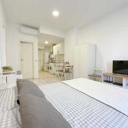 Estudio En Malaga Centro מראה חיצוני תמונה
